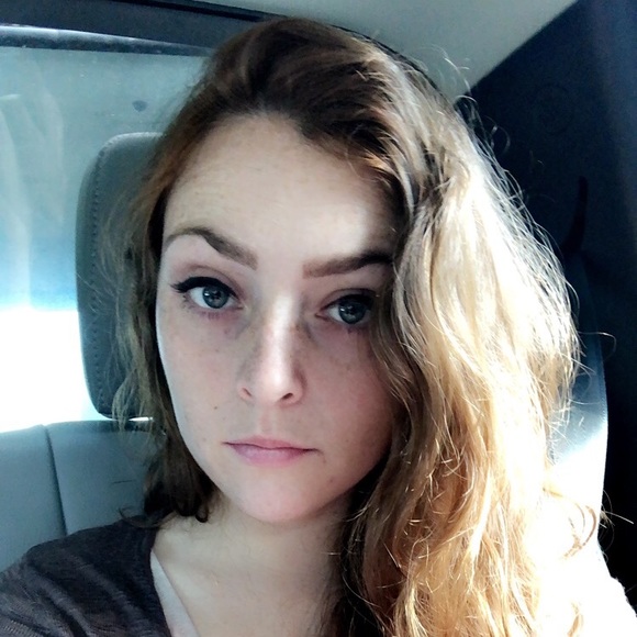 Meet your Posher, Emmalee - Picture 1 of 1